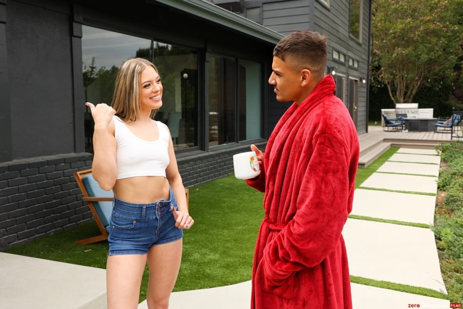 Hardcore pounding leaves Lana Analise ass gaped wide