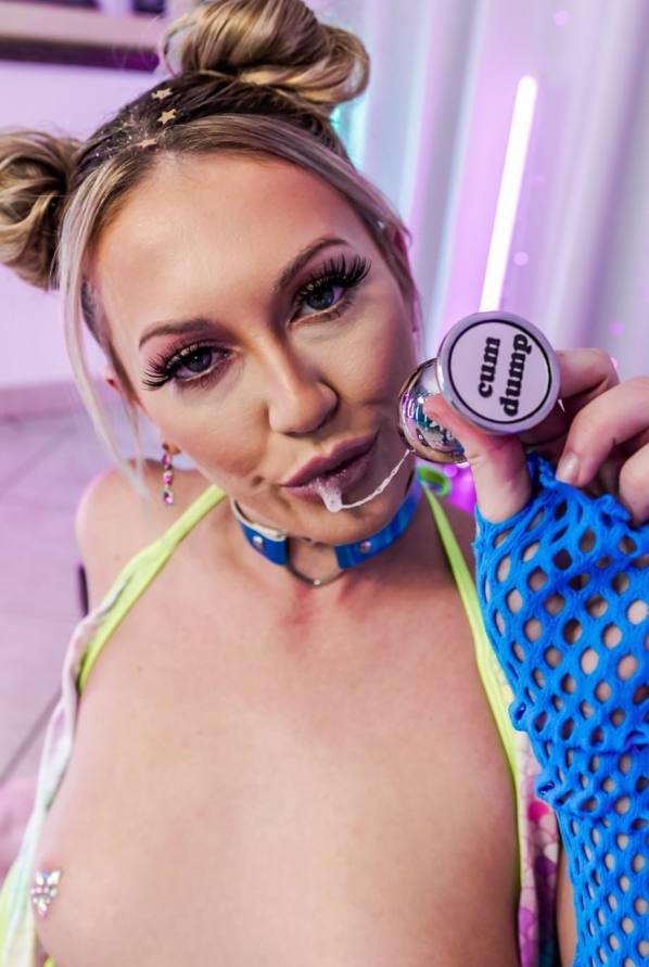 Sex Photo: Adira Allure pulls out butt plug, black cock