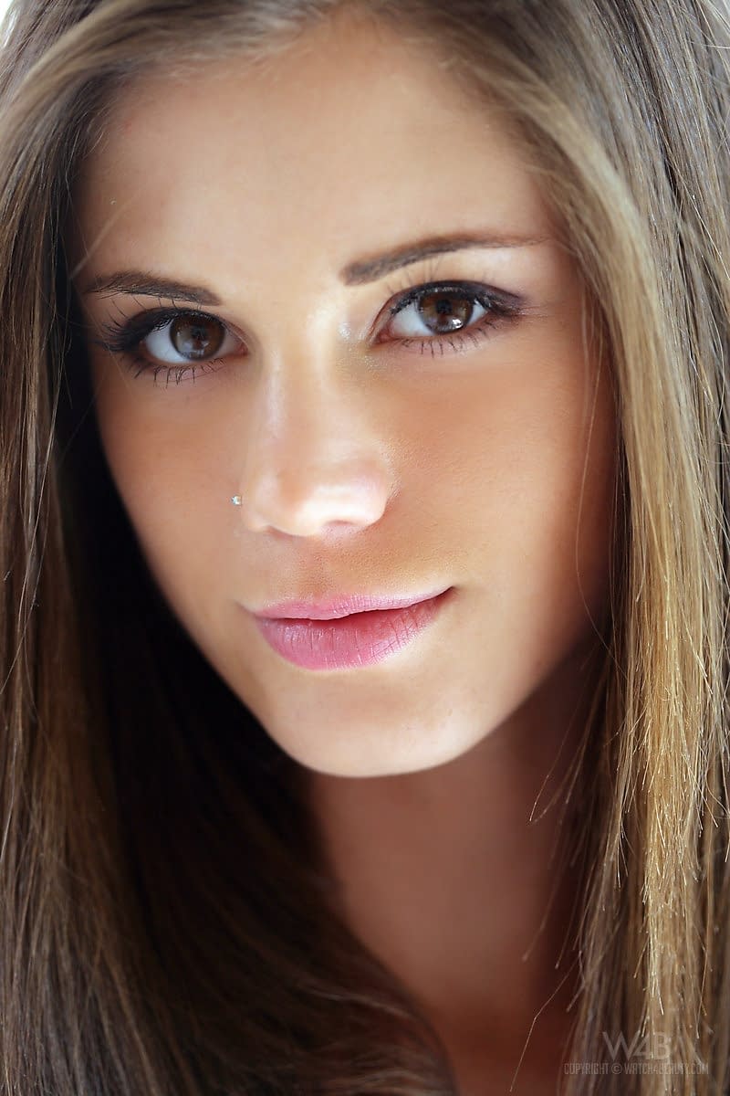 Little Caprice spreads pussy wide for extreme closeup