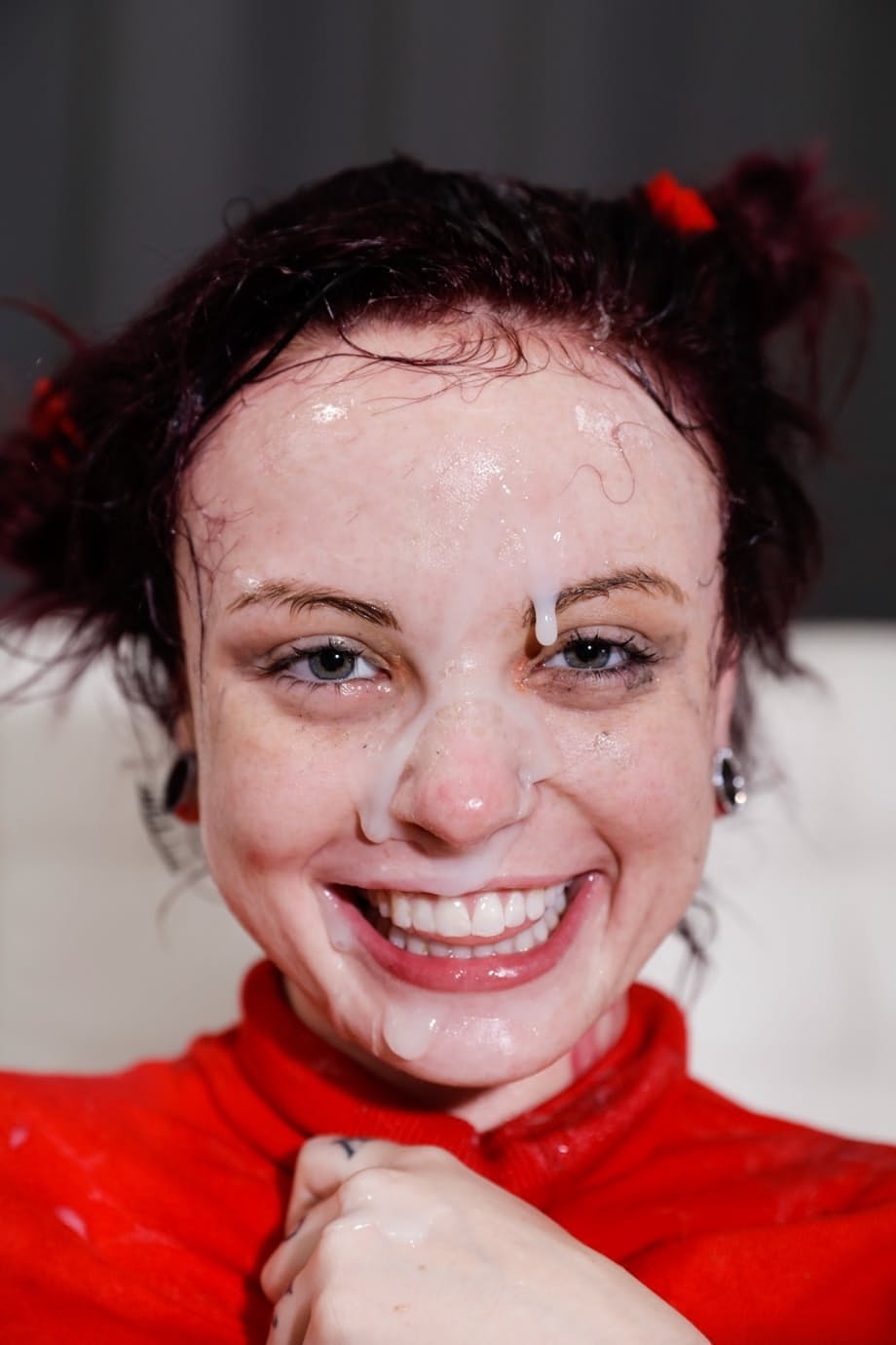 Chloe Carter chokes on dildo, ass gaped, gets cum facial