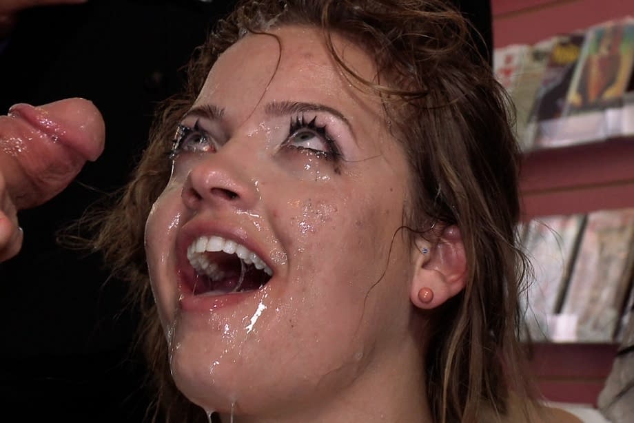 Strangers take turns on Ashlynn Leigh in public store