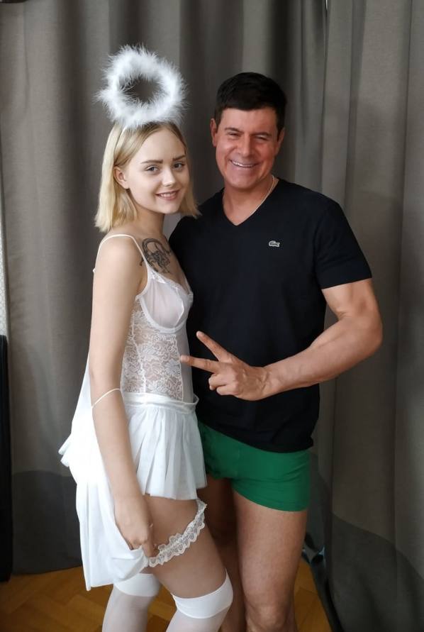 Big ass blonde Emily fucks her tasty wet cunt