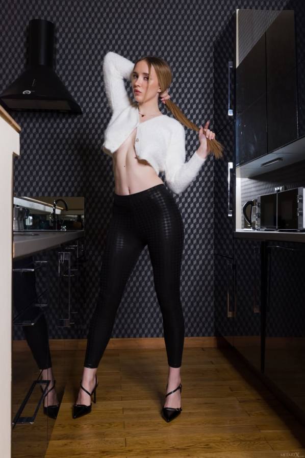 Polly Yangs Gets Fucked Hard In Sex Images