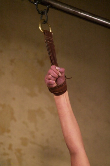 Sex Photo: Victoria Sin stripped bare, bound tight and