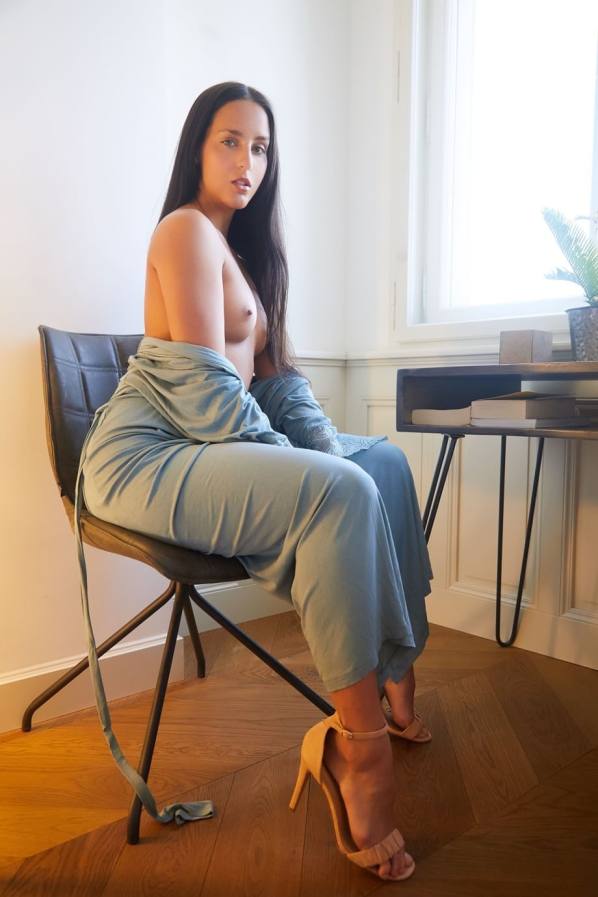 Heels off, robe on, her pussy gets a solo rub