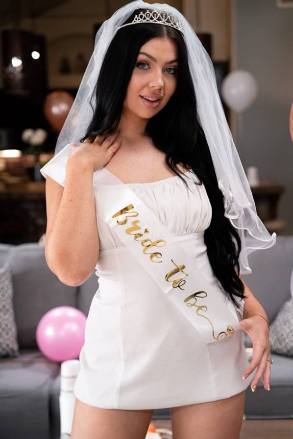 Holly Day eats her maid's pussy at wedding