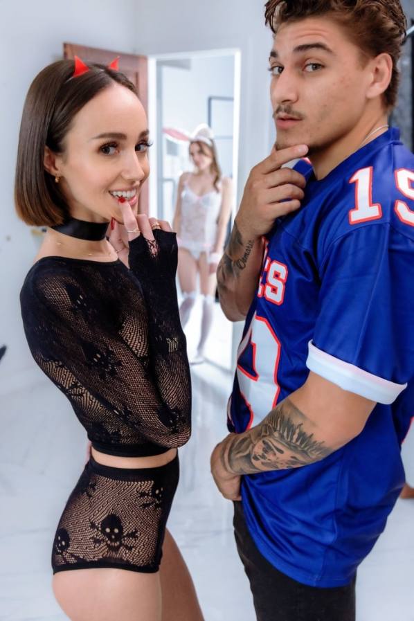 Hung stud fucks petite Christina Sage and Rose Caarter