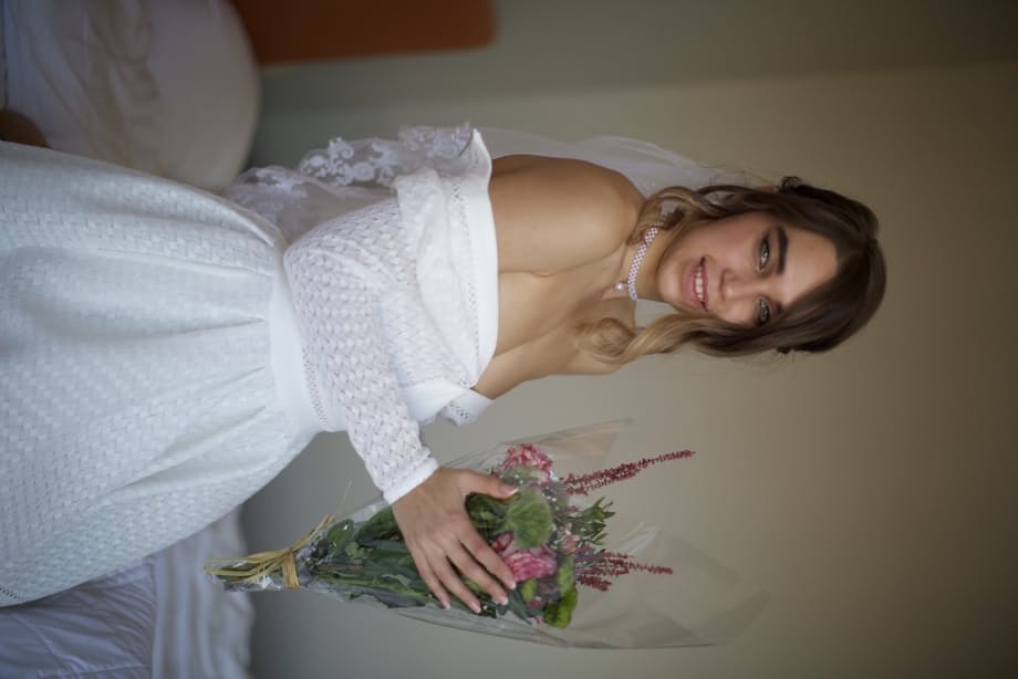 Busty bride Elena Vedem frees tiny tits