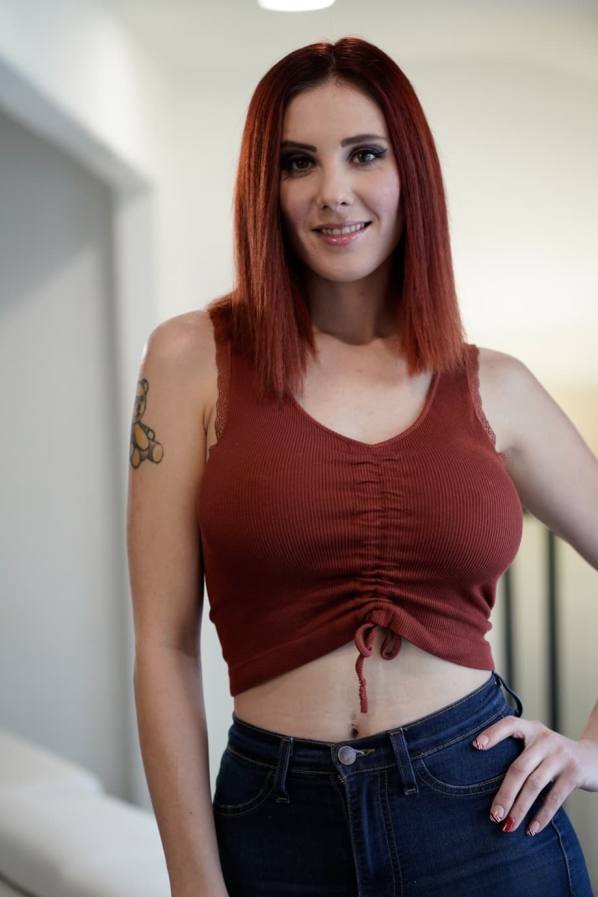 Lilian Stone flaunts huge tits and sucks a hard cock
