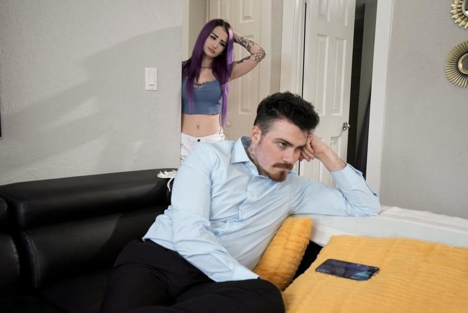 Stepdad fucks tattooed Val Steele hard